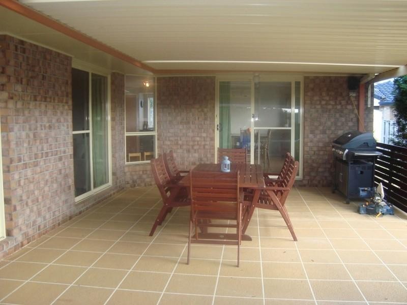 15 Maui Crescent, Oxenford QLD 4210