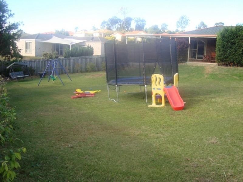 15 Maui Crescent, Oxenford QLD 4210