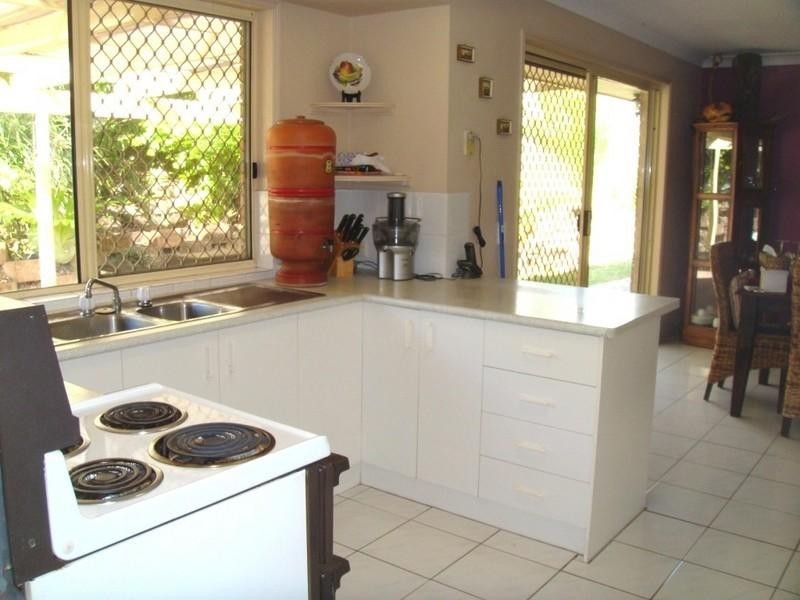 3 Malita Place, Pacific Pines QLD 4211