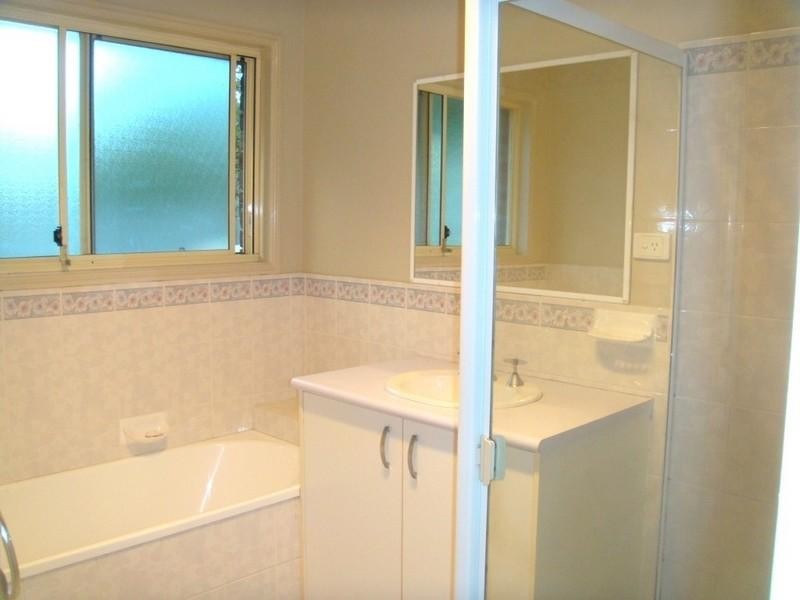 12 Edgemount Court, Oxenford QLD 4210