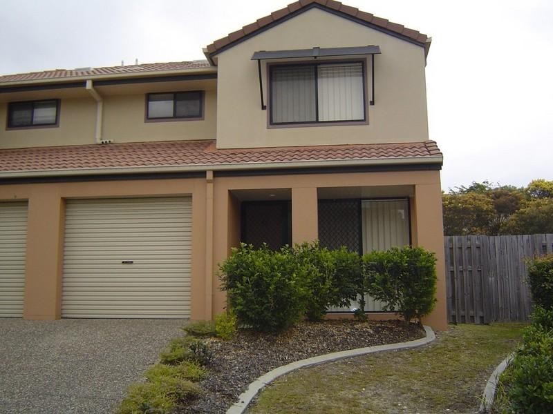 28/13 Hervey Street, Pacific Pines QLD 4211