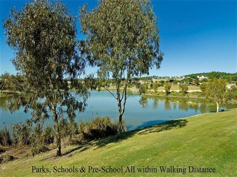 110/31 Archipelago Street, Pacific Pines QLD 4211