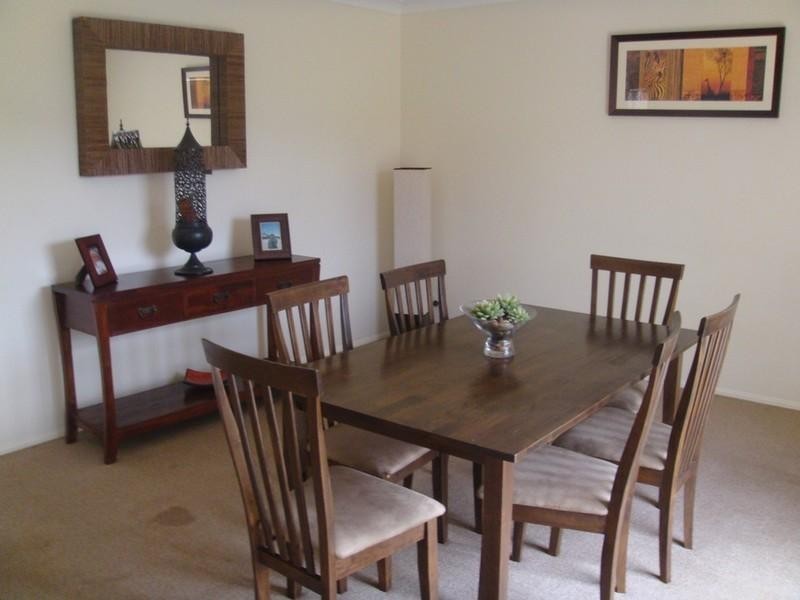 17 Sheffield Court, Pacific Pines QLD 4211