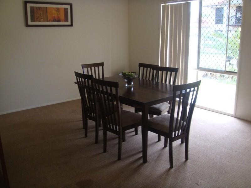 17 Sheffield Court, Pacific Pines QLD 4211