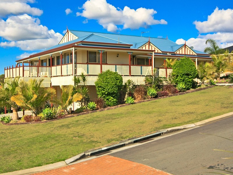 6 Duror Street, Pacific Pines QLD 4211