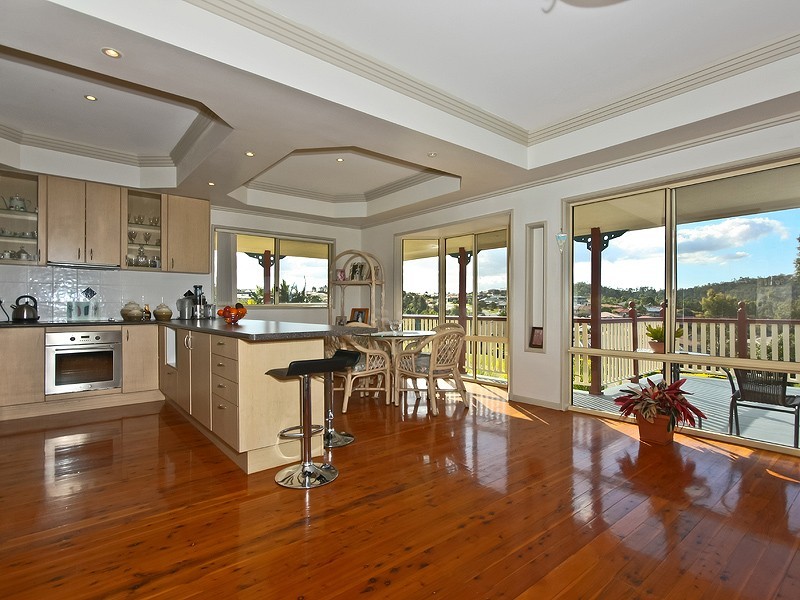 6 Duror Street, Pacific Pines QLD 4211