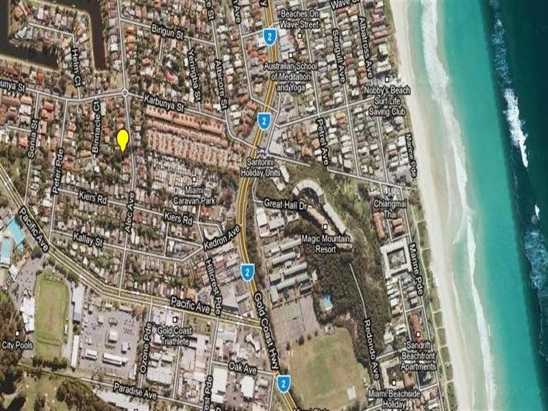 20 Alec Avenue, Mermaid Waters QLD 4218