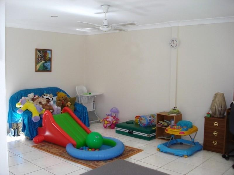 14/13 Hervey Street, Pacific Pines QLD 4211