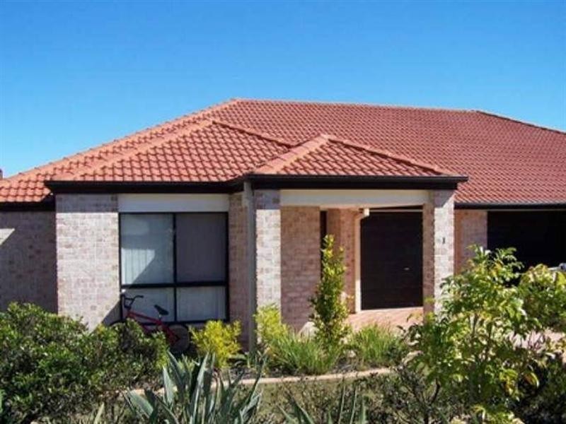 1/141 Pacific Pines Boulevard, Pacific Pines QLD 4211