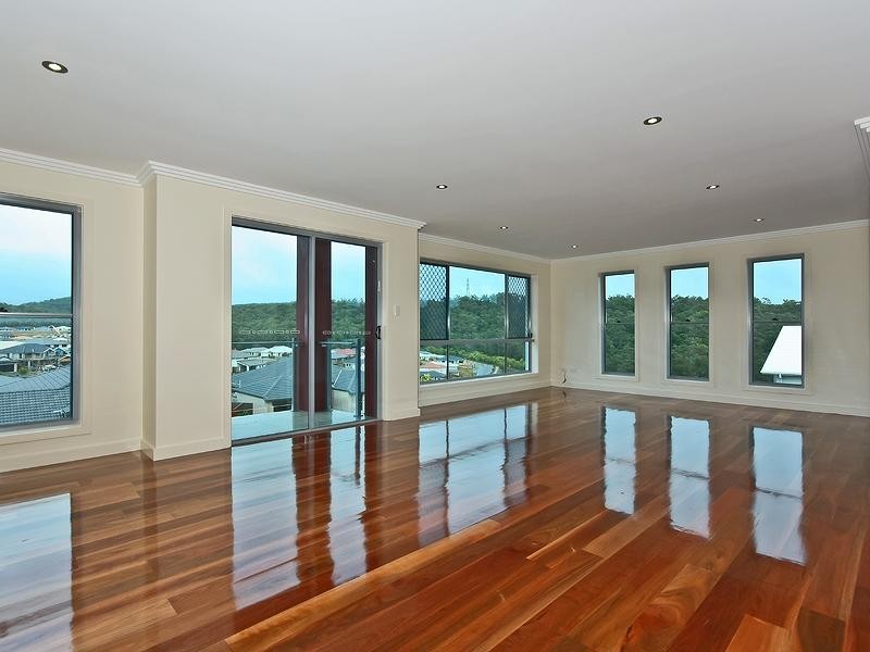 68 Diamantina Circuit, Pacific Pines QLD 4211