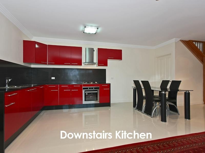 68 Diamantina Circuit, Pacific Pines QLD 4211