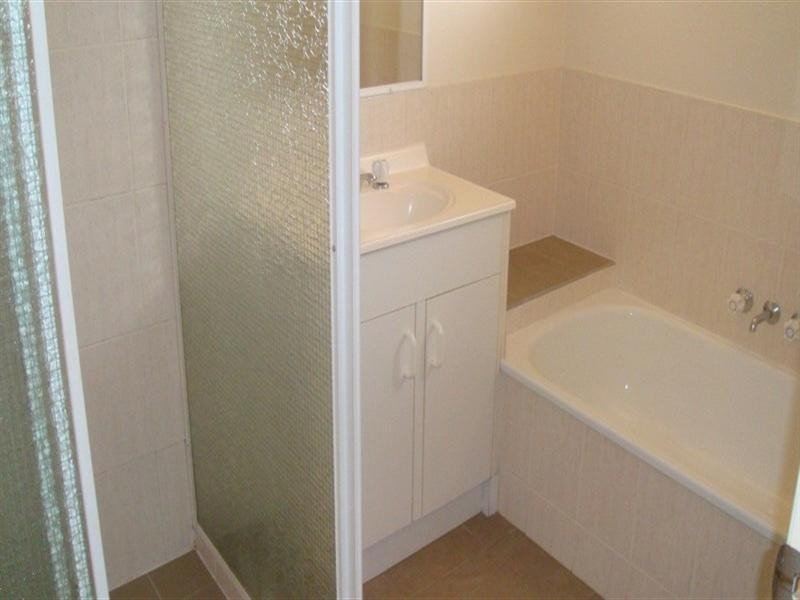 33/51 Olsen Avenue, Labrador QLD 4215