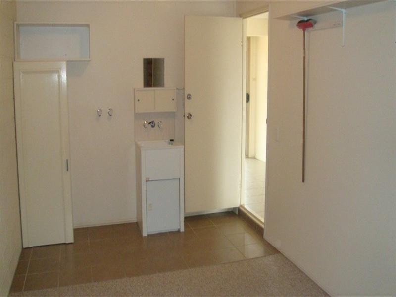 33/51 Olsen Avenue, Labrador QLD 4215