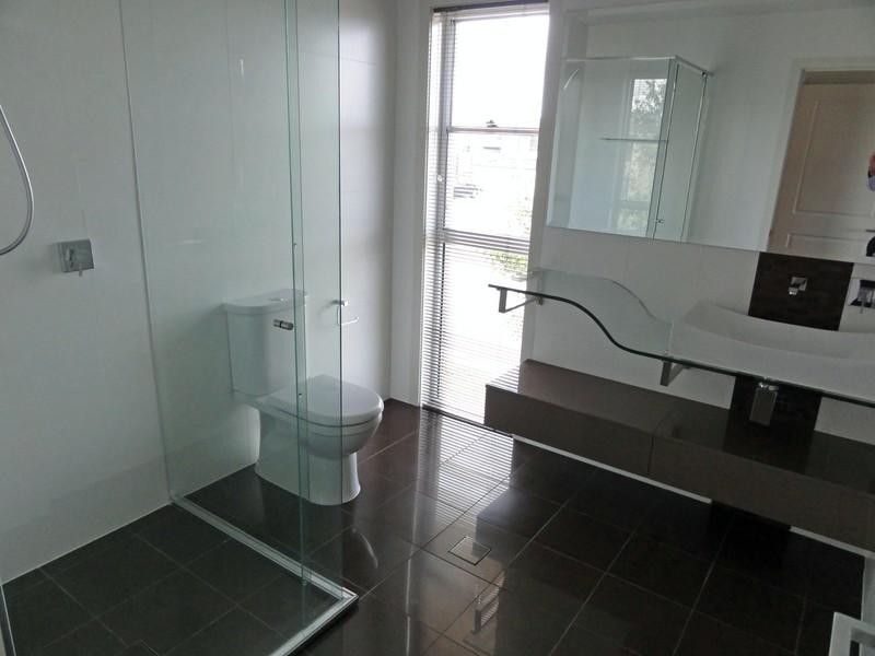 Pacific Pines QLD 4211