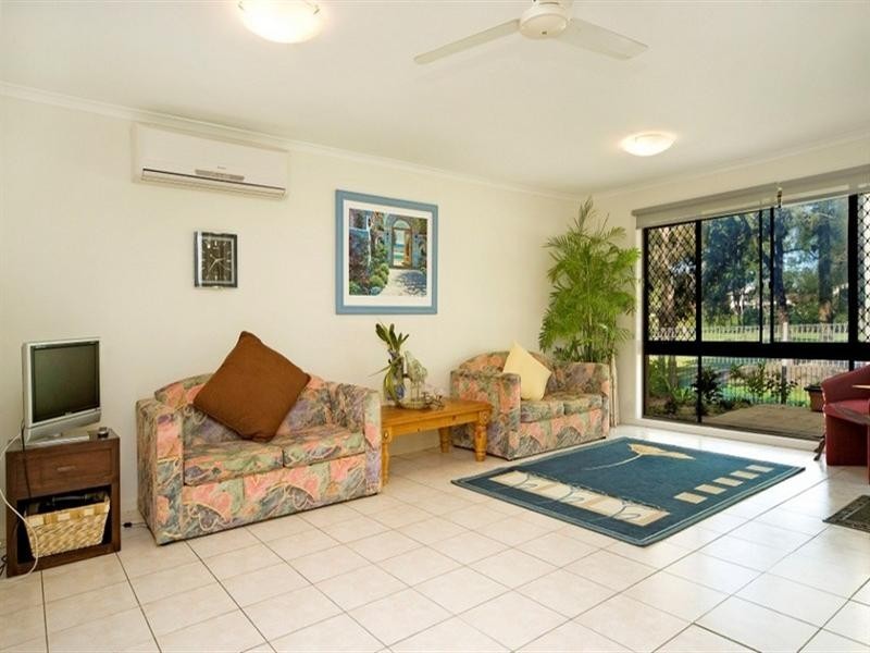 17 Ashford Road, Helensvale QLD 4212