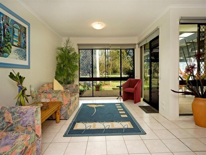 17 Ashford Road, Helensvale QLD 4212