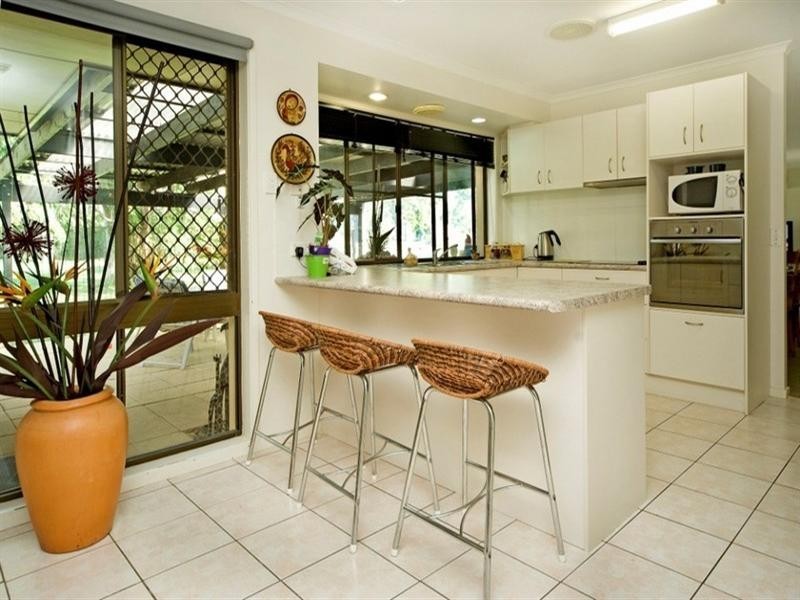 17 Ashford Road, Helensvale QLD 4212