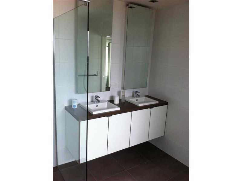 2 Twynam Mews, Pacific Pines QLD 4211