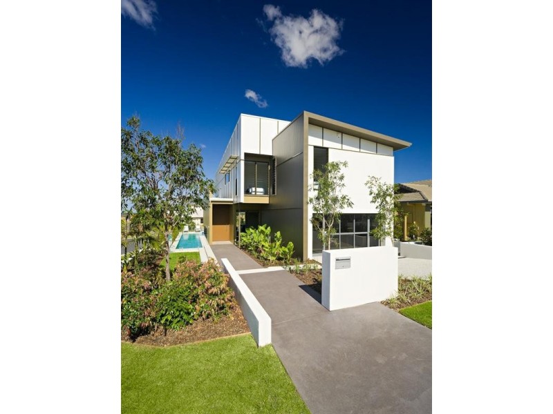 2 Twynam Mews, Pacific Pines QLD 4211