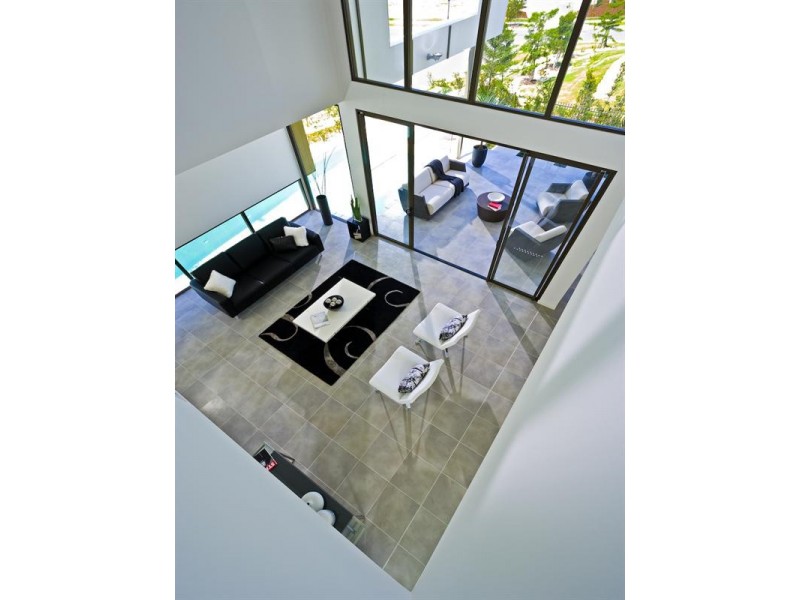 2 Twynam Mews, Pacific Pines QLD 4211