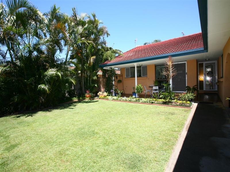 Sorrento QLD 4217