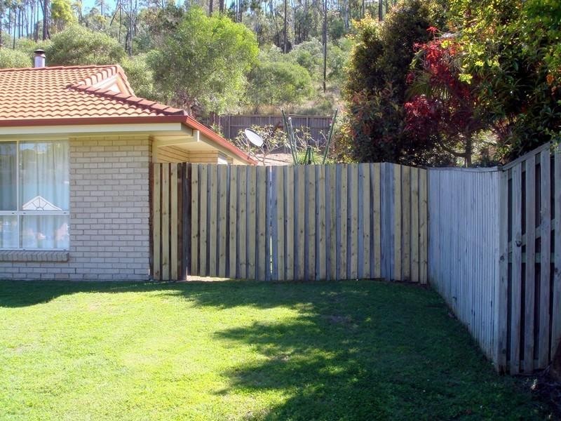 10 Moorea Court, Pacific Pines QLD 4211