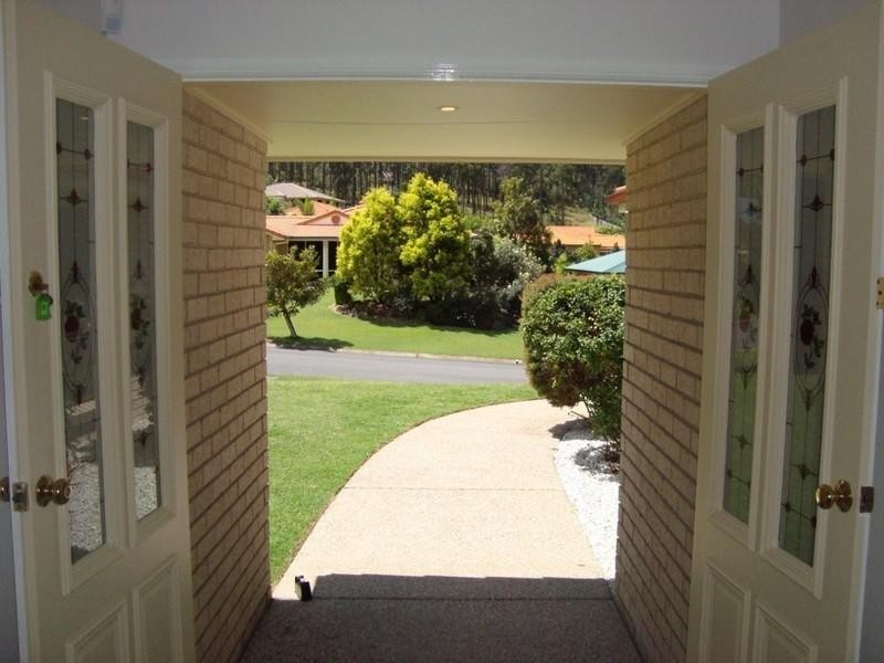 10 Moorea Court, Pacific Pines QLD 4211