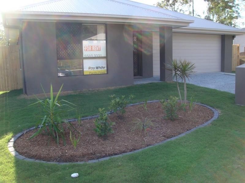 7 Portimao Court, Oxenford QLD 4210