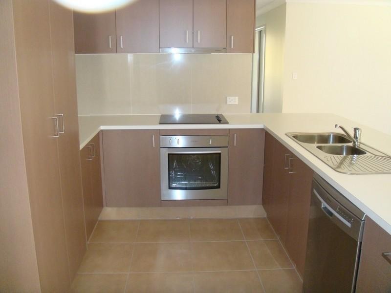 7 Portimao Court, Oxenford QLD 4210