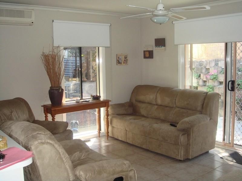 2/33 Broadway Drive, Oxenford QLD 4210