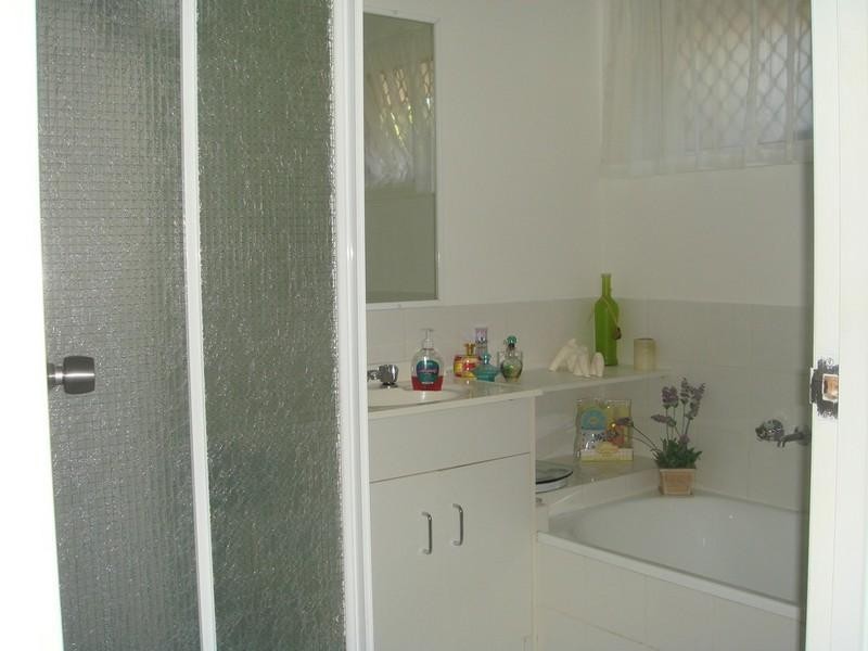 2/33 Broadway Drive, Oxenford QLD 4210