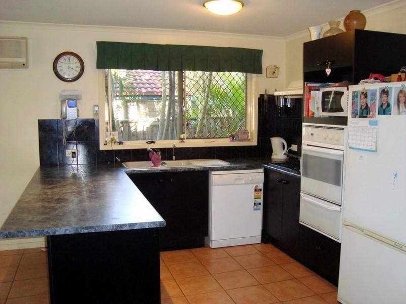 Pacific Pines QLD 4211