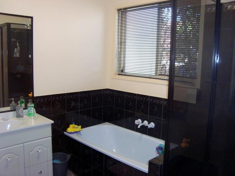 Pacific Pines QLD 4211