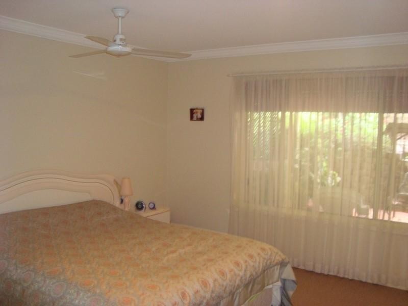 34 Easter Crescent, Pacific Pines QLD 4211