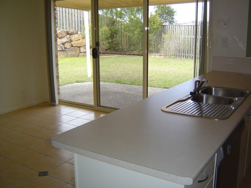 28 Maloney Crescent, Maudsland QLD 4210