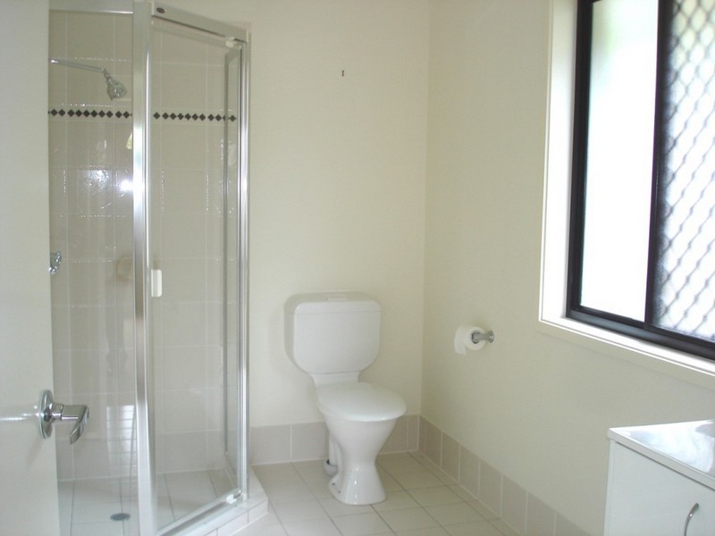 20 Witheren Circuit, Pacific Pines QLD 4211