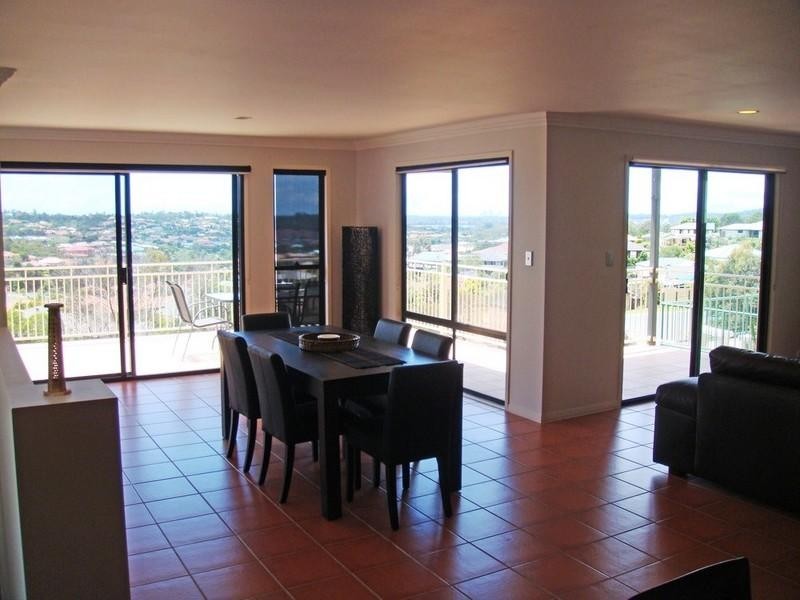 28 Carter Street, Pacific Pines QLD 4211