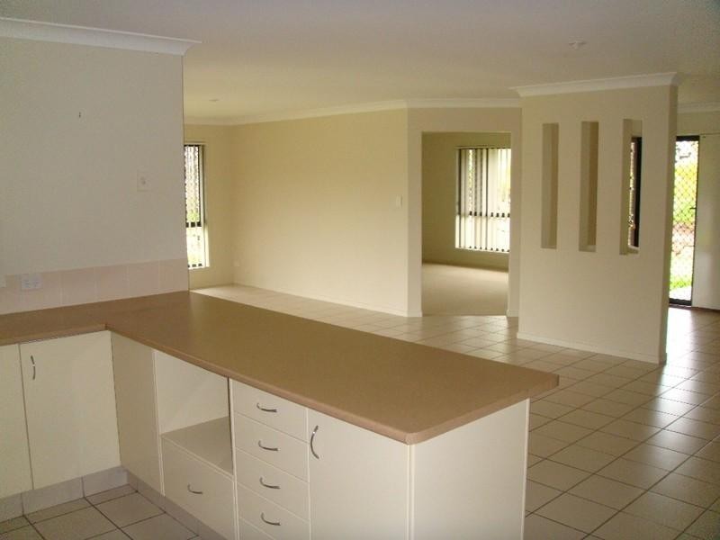 253 Universal Street, Oxenford QLD 4210