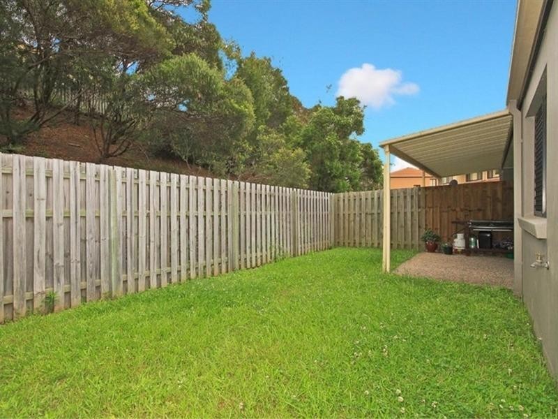 11/13 Hervey Street, Pacific Pines QLD 4211