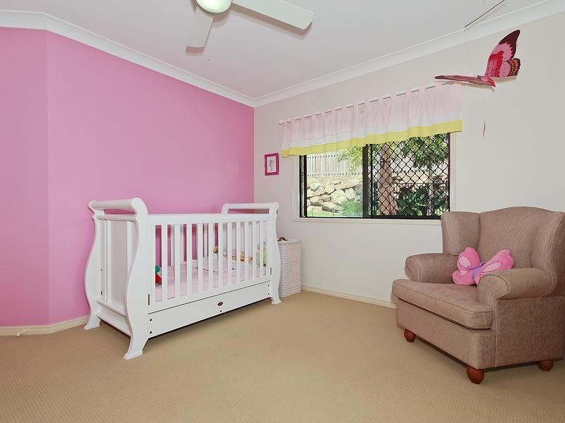 7 Minyon Court, Pacific Pines QLD 4211