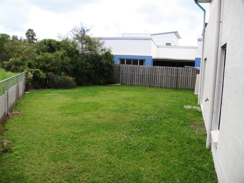 12 Norfolk Drive, Pacific Pines QLD 4211