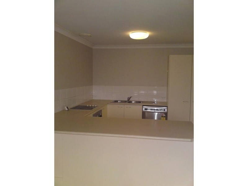 2038/6 Crestridge Crescent, Oxenford QLD 4210