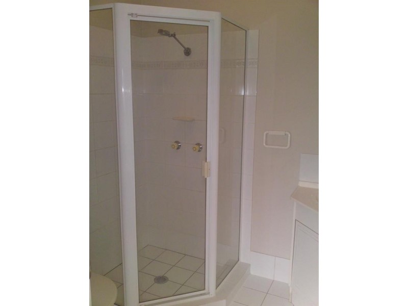 2038/6 Crestridge Crescent, Oxenford QLD 4210