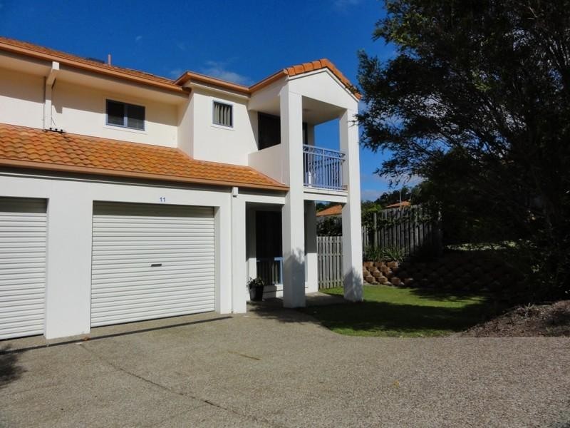 11/2 Studio Drive, Pacific Pines QLD 4211