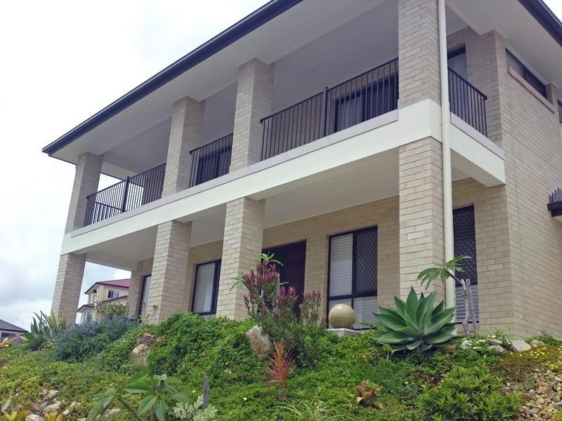 34 Wellers Street, Pacific Pines QLD 4211