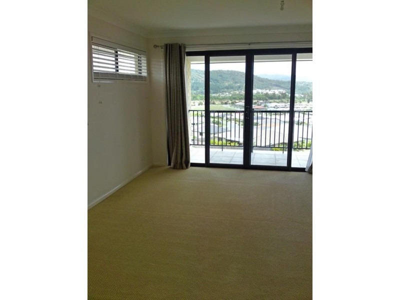 34 Wellers Street, Pacific Pines QLD 4211