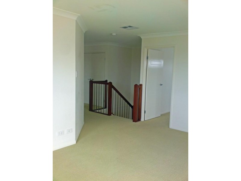 34 Wellers Street, Pacific Pines QLD 4211