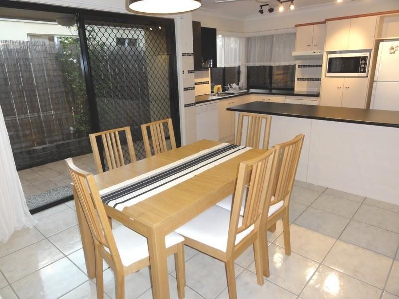 Pacific Pines QLD 4211