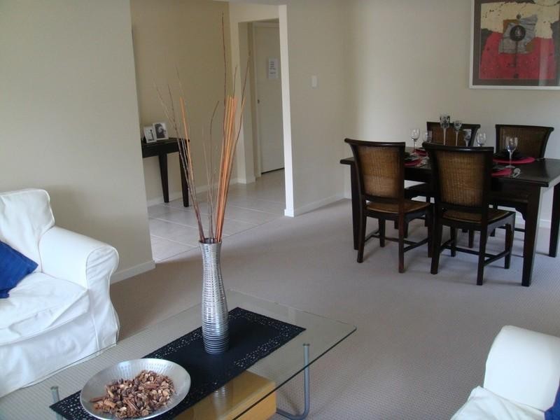 4 Twynam Mews, Pacific Pines QLD 4211