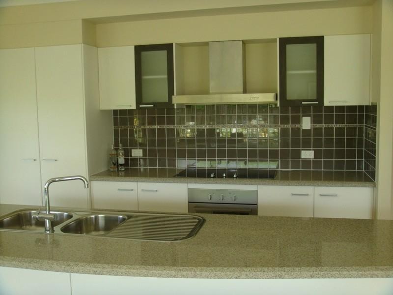 4 Twynam Mews, Pacific Pines QLD 4211